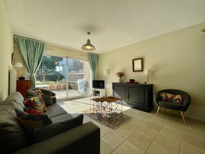 Living area - "La Terrasse d'Eden" 6p, Wifi, Grand Plage 200m away - linen and cleaning included (Quiberon)