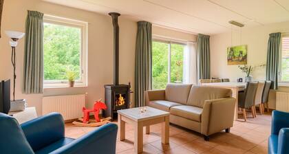 Child-friendly bungalow for 6 persons