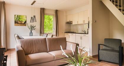 Detached 6-person bungalow
