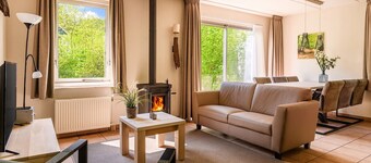 Detached 6-person bungalow