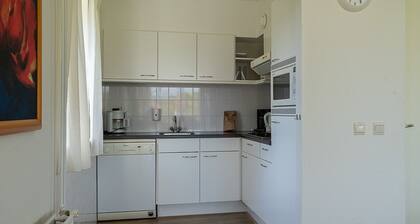 Detached bungalow for 8 persons