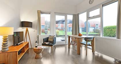Comfortable ground-floor 2-person bungalow