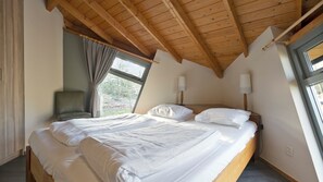 4 bedrooms