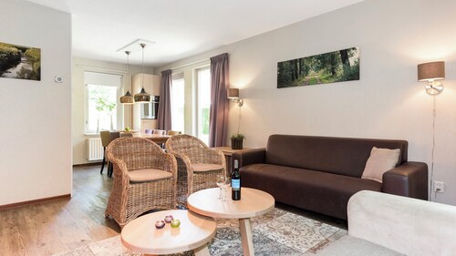 Luxury bungalow for 6 people