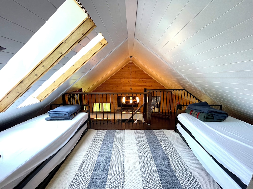 Beachfront Cottage along Lake Michigan Shores Good Hart Vrbo