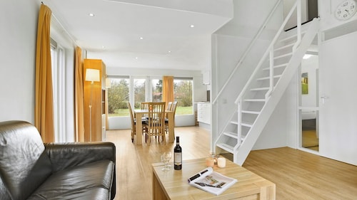 Semi-detached 6-person bungalow