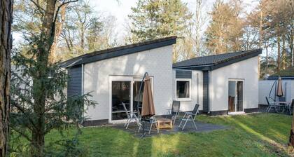Semi-detached bungalow for 8 persons
