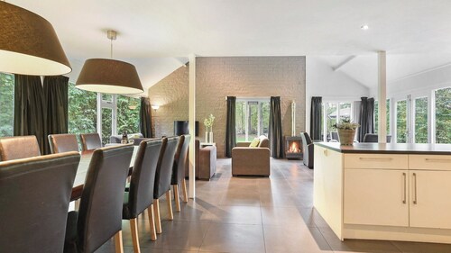 Wheelchair accessible bungalow for 12 persons