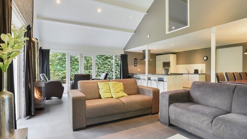 Wheelchair accessible bungalow for 12 persons