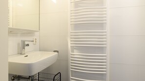 Bathroom - Semi-detached bungalow for 4 persons (Terherne)