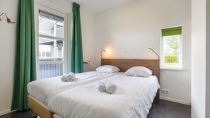 2 bedrooms