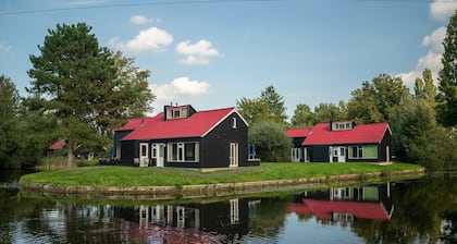 Semi-detached bungalow for 4 persons