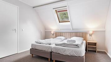 5 bedrooms, free WiFi