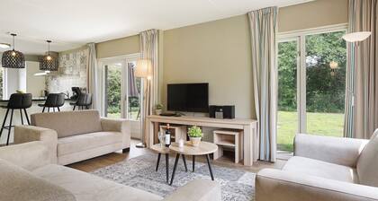 Luxury group bungalow for 10 people