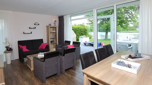 Comfortable detached or semi-detached bungalow for 6 persons