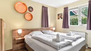 3 室のベッドルーム、WiFi、ベッドシーツ