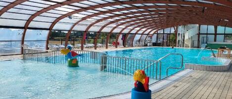 Indoor pool, outdoor pool
