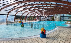Indoor pool, outdoor pool