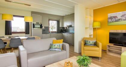 Detached 6-person bungalow