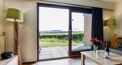 Detached bungalow for 6 persons