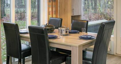 Semi-detached bungalow for 5 persons