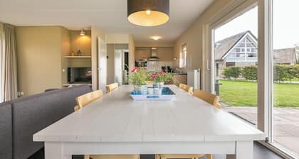 Detached bungalow for 6 persons