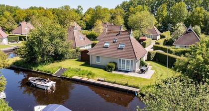 Detached bungalow for 8 persons