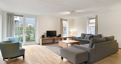 Luxury 12-person bungalow