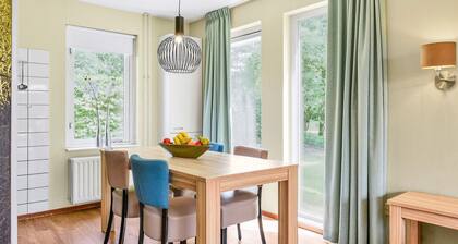 Comfortable bungalow for 4 people