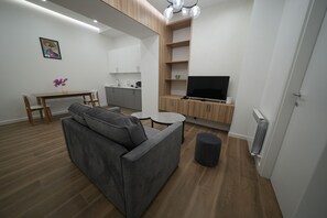 高級套房 | 客房內保險箱、遮光布/窗簾、隔音、熨斗/熨衣板