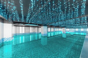 室外游泳池