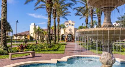 4846-Epic Home: 3 Suites at Vista Cay Resort