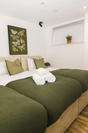 City Apartment | Egyptian cotton sheets, premium bedding, memory-foam beds - Tib Street Apartments Manchester (Manchester)