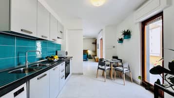 City-Studio, Stadtblick | Eigene Küche