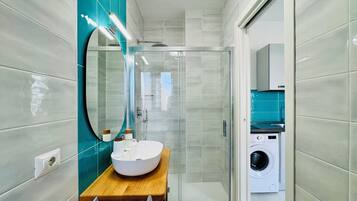 City Studio, City View | Bathroom