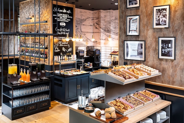 Päivittäinen buffetaamiainen maksusta
