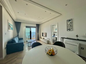 Deluxe Suite | Premium bedding, minibar, free WiFi, bed sheets - Hotel Exclusive  (Przno)