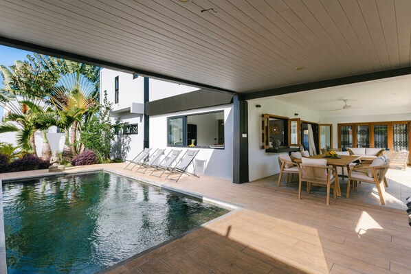 Outdoor pool - Okalm Villas, 150 meters from the beach with garden and swimming pool (Trou aux Biches)