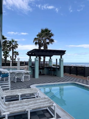 Piscine extérieure