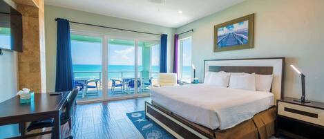 5 chambres, bureau, fer et planche à repasser, lit parapluie