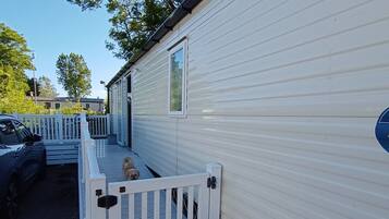 Cabin | Property grounds