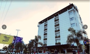 Bagian depan properti