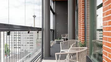Family Apartment | Balcony