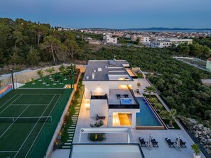 Sport court