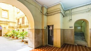 Unclassified image, 3 of 20, button - Central Station Family Apartment by Wonderful Italy. (Naples)