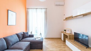 Unclassified image, 4 of 20, button - Central Station Family Apartment by Wonderful Italy. (Naples)