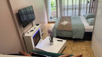 1 chambre, fer et planche Ă repasser, Wi-Fi, draps fournis