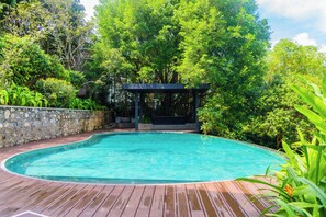 Piscina externa