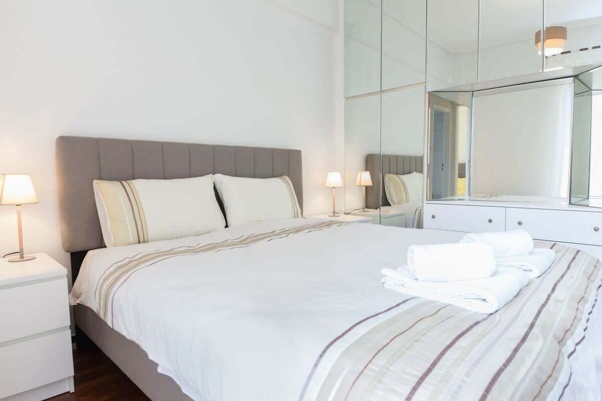 2 chambres, fer et planche à repasser, Wi-Fi, draps fournis