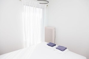 1 quarto, ferros/tábuas de passar roupa, Wi-Fi, roupa de cama